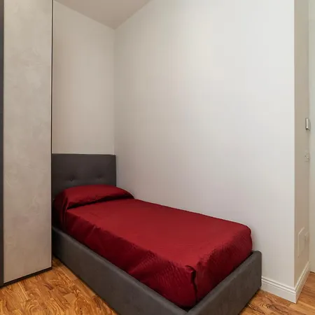 Guesthost - Huge & Cozy