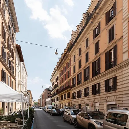 Guesthost - Huge & Cozy *